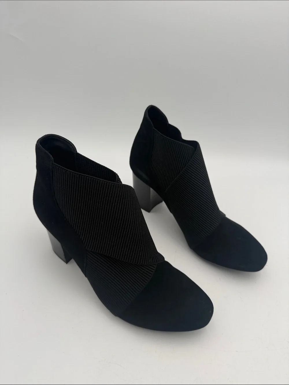 Vintage vaneli Black Women's Ankle Booties 6.5M Textured Elastic Wrap Y2K goth